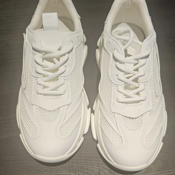 Steve Madden White Sneakers - Picture 2 of 5